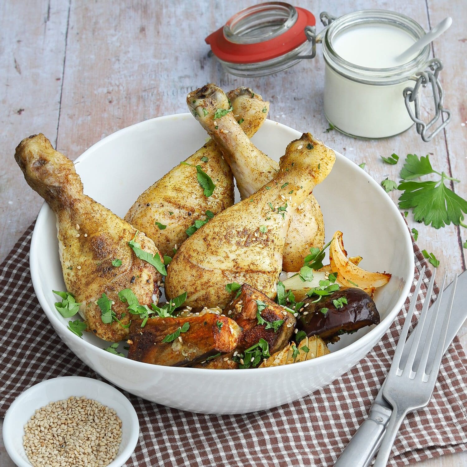 Hähnchenunterschenkel mit Auberginen