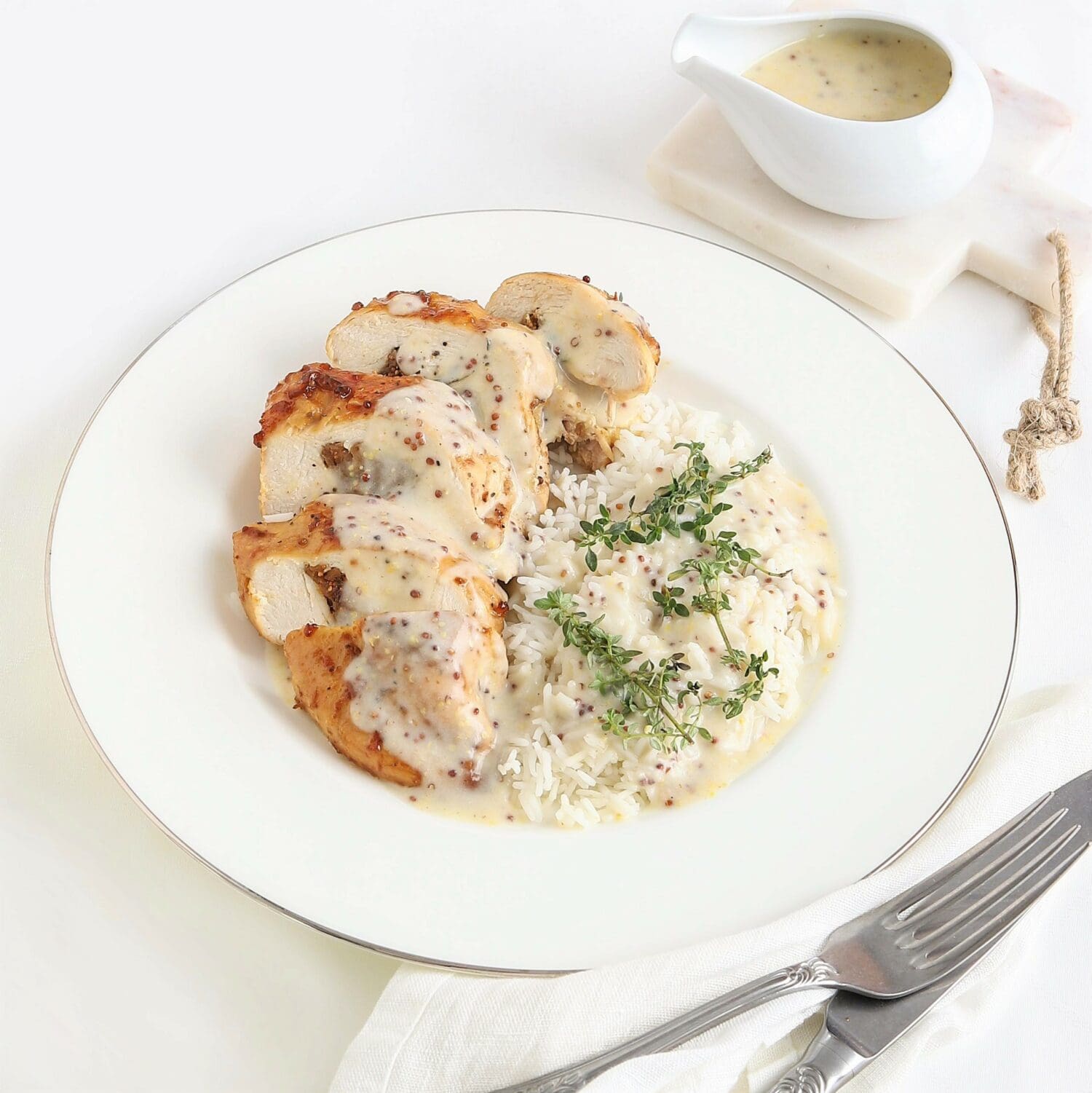 Mit Feigen gefülltes Hähnchenfilet