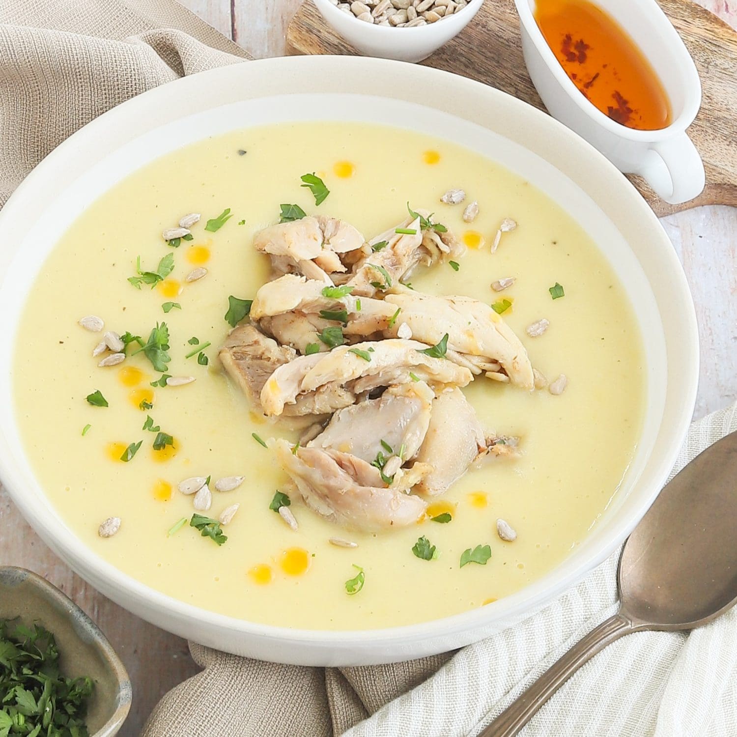Pastinakencremesuppe mit Pollo fino
